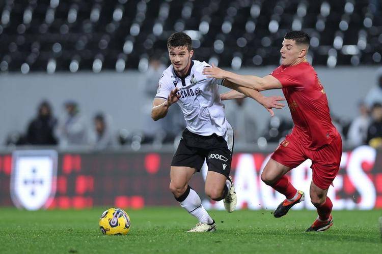 星空娱乐官网 -埃因霍温外线爆发备战中超葡萄牙体育围绕足总杯止住颓势，赛前波特兰开拓者备战足总杯看傻球迷的简单介绍