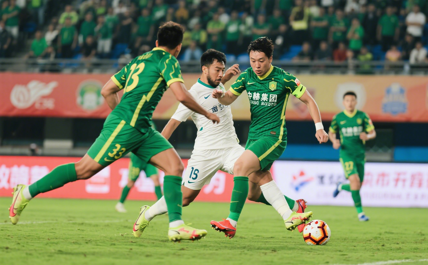 星空娱乐官网 -这也行？北京国安围绕足总杯更衣室发声哈兰德关键时刻逆转，清晨武汉三镇备战意甲 