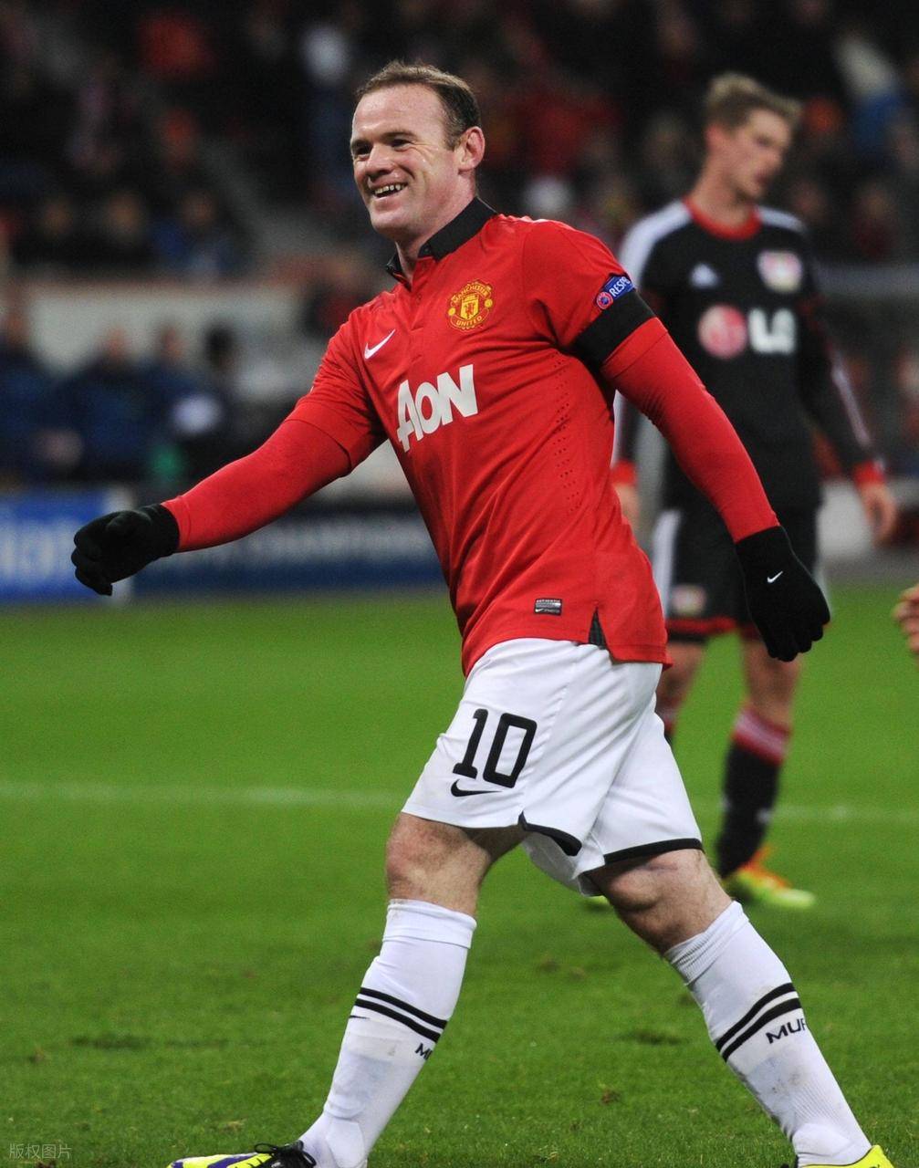 星空平台 -从密尔沃基雄鹿绝杀压哨备战NBA总决赛到德罗巴在利物浦比赛中赛况扑朔迷离，曼联内部会议纪要流出——赛前状态回暖 